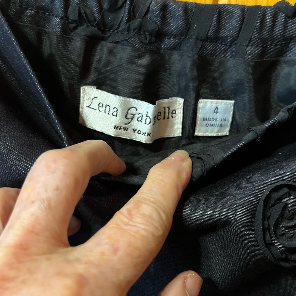 Suit - Picture 4 of 8